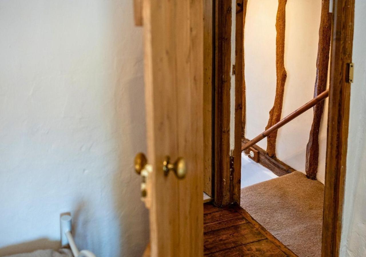 Clifford Chambers - Cosy 2 Bedroom Cottage! Shottery エクステリア 写真