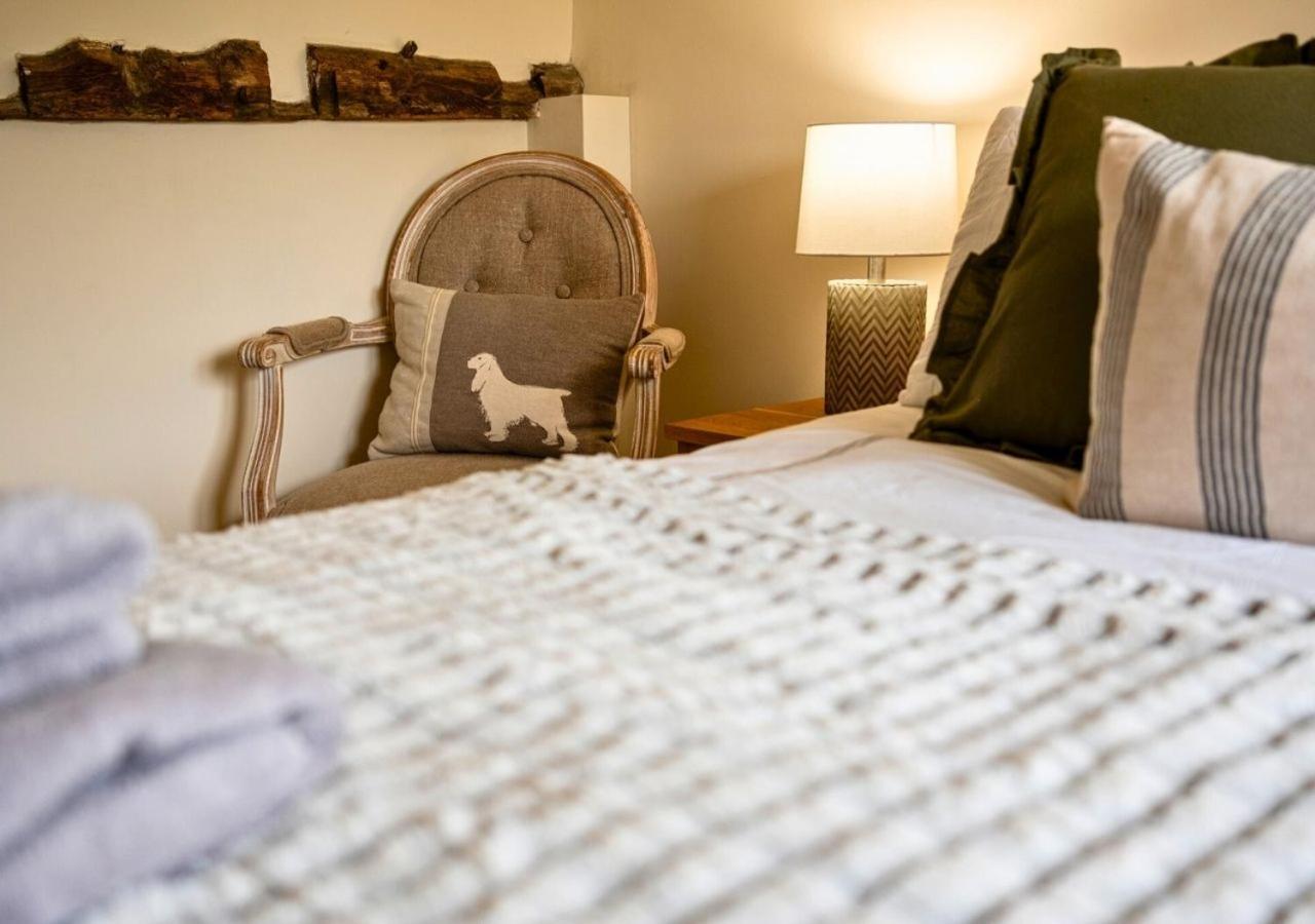 Clifford Chambers - Cosy 2 Bedroom Cottage! Shottery エクステリア 写真