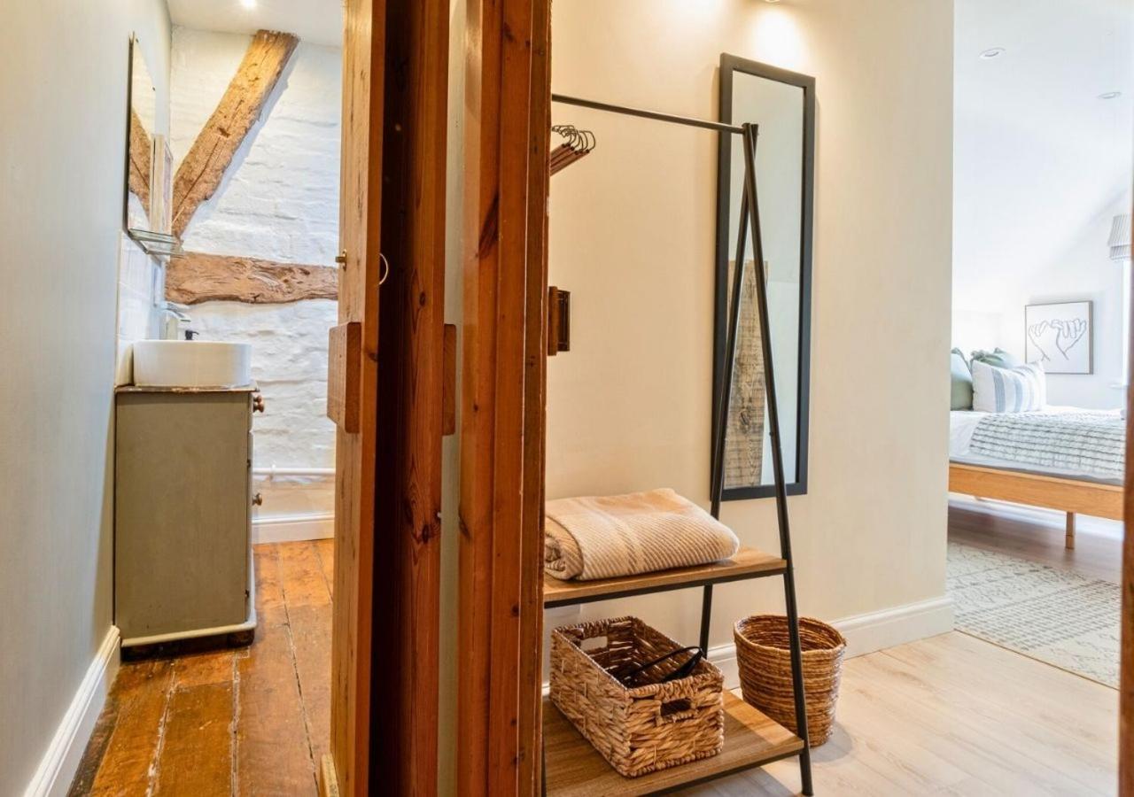 Clifford Chambers - Cosy 2 Bedroom Cottage! Shottery エクステリア 写真