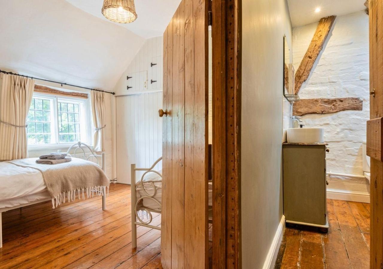 Clifford Chambers - Cosy 2 Bedroom Cottage! Shottery エクステリア 写真