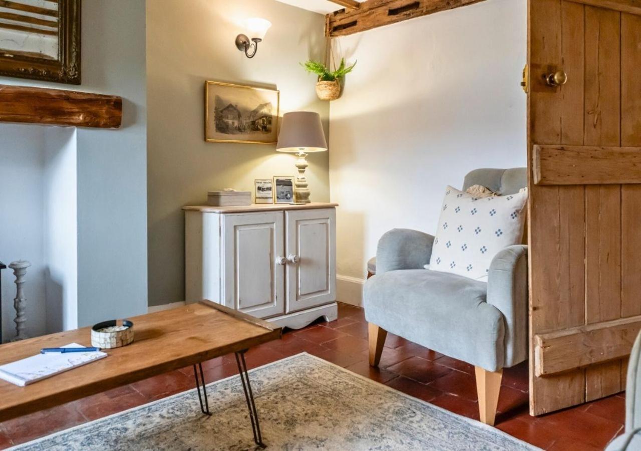 Clifford Chambers - Cosy 2 Bedroom Cottage! Shottery エクステリア 写真