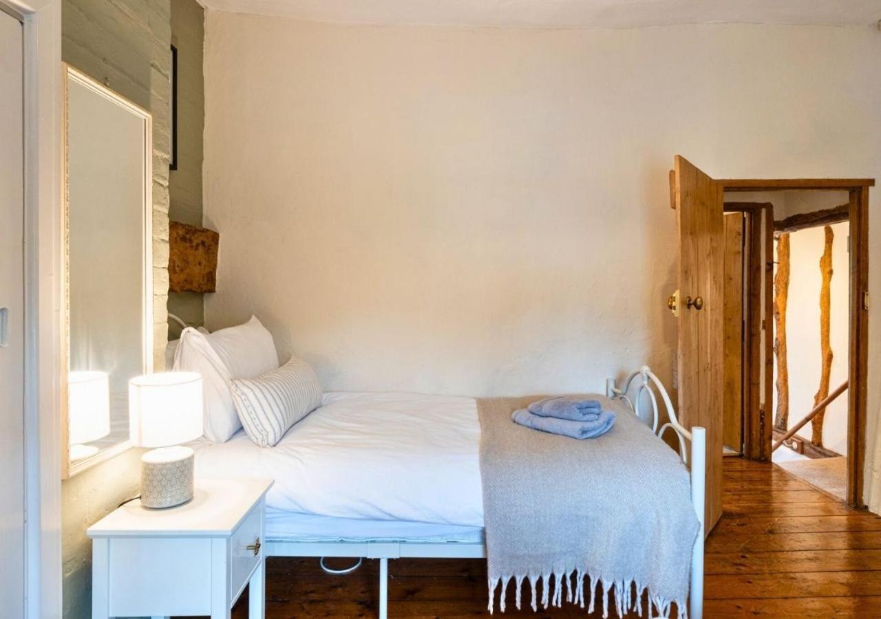 Clifford Chambers - Cosy 2 Bedroom Cottage! Shottery エクステリア 写真