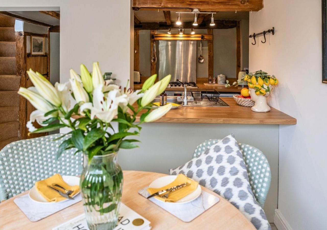 Clifford Chambers - Cosy 2 Bedroom Cottage! Shottery エクステリア 写真