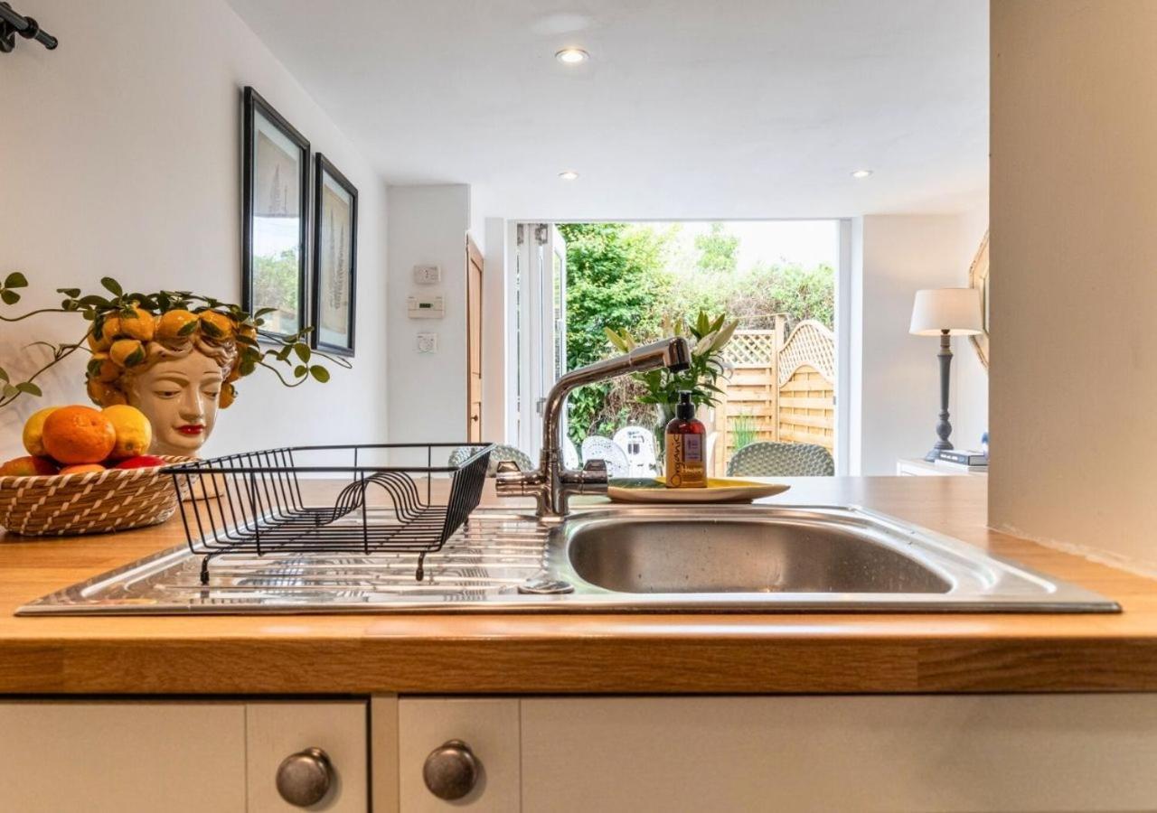 Clifford Chambers - Cosy 2 Bedroom Cottage! Shottery エクステリア 写真