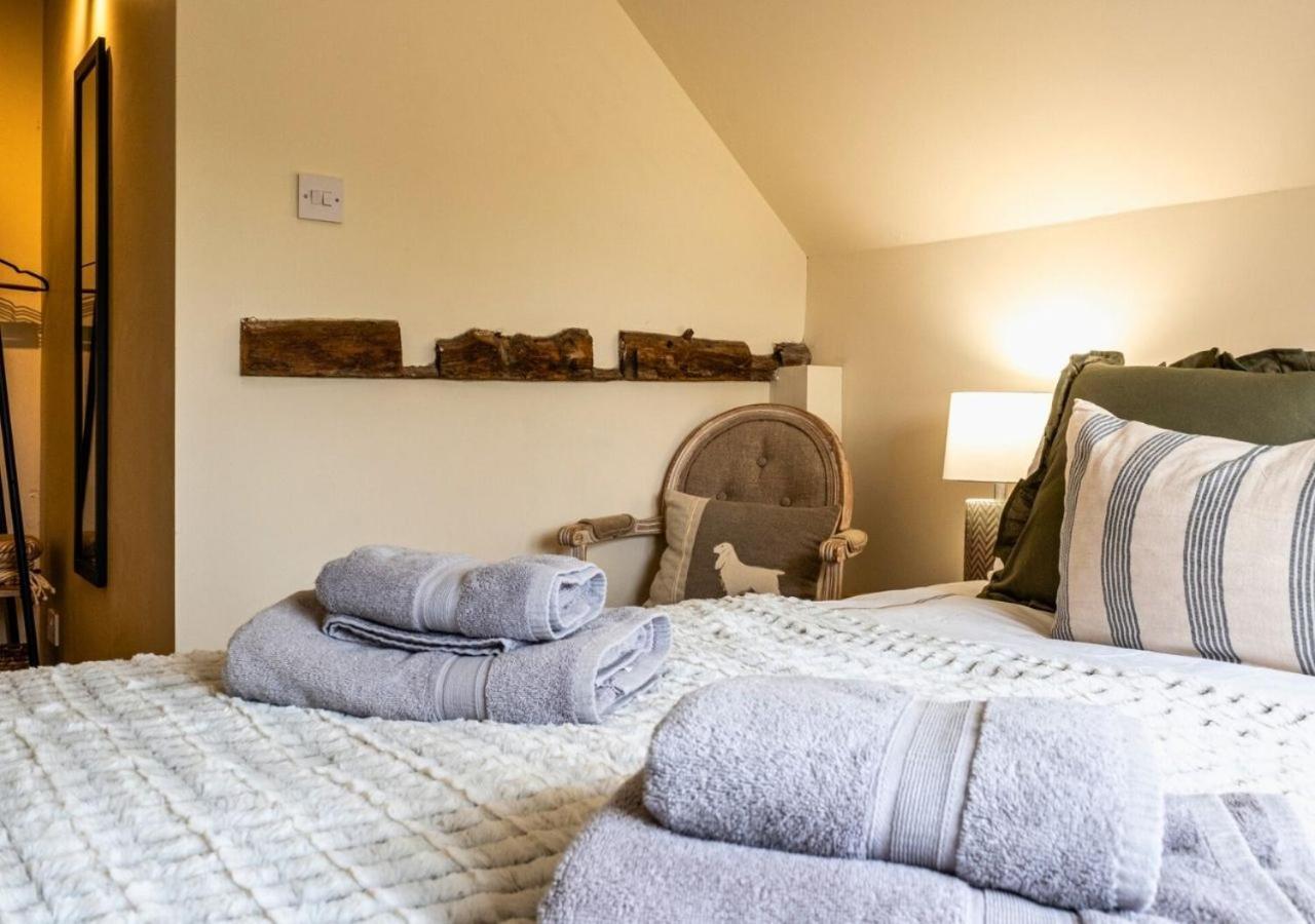 Clifford Chambers - Cosy 2 Bedroom Cottage! Shottery エクステリア 写真